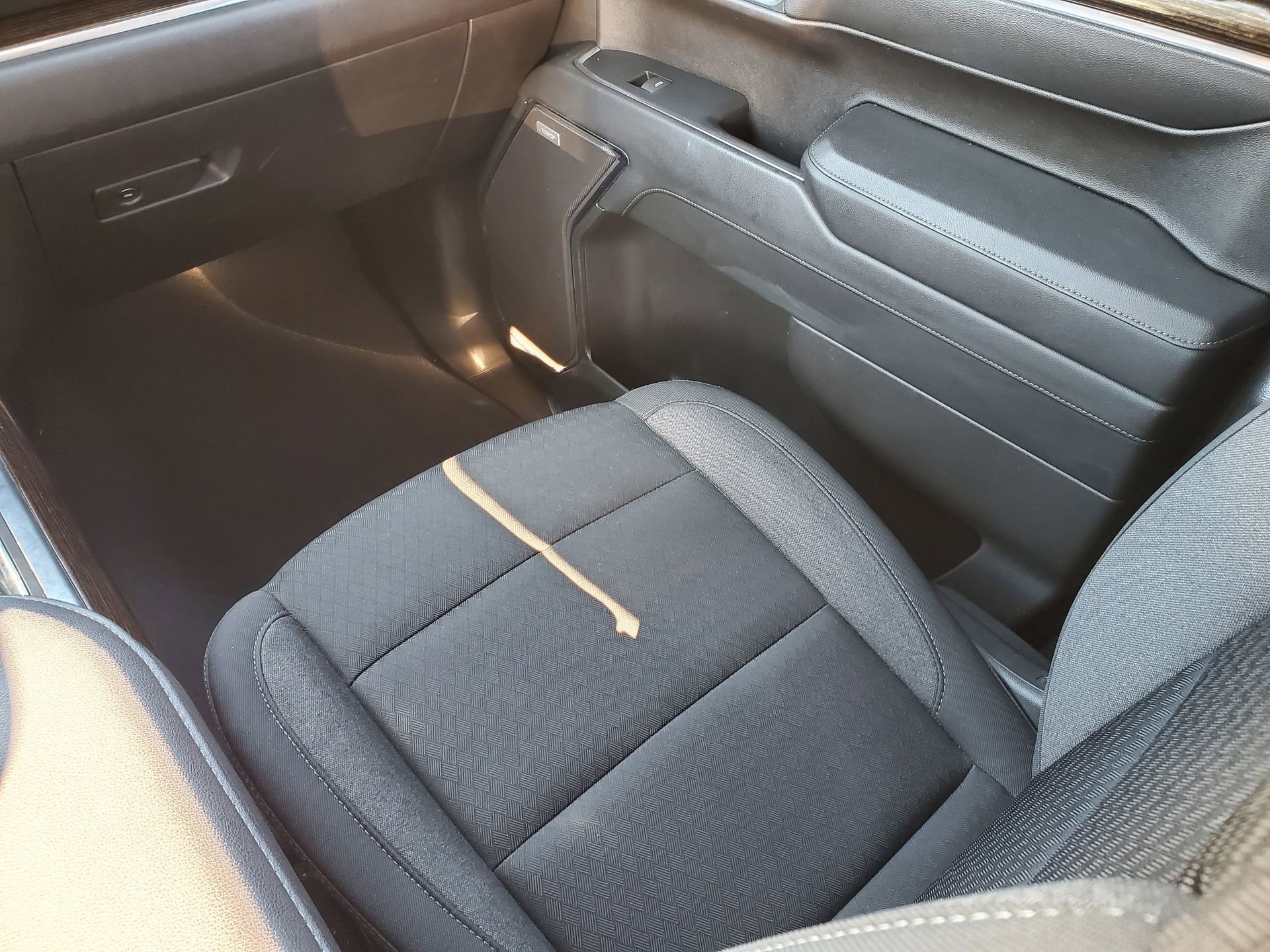 Used 2024 GMC Sierra 1500 Elevation w/ Preferred Package image 15