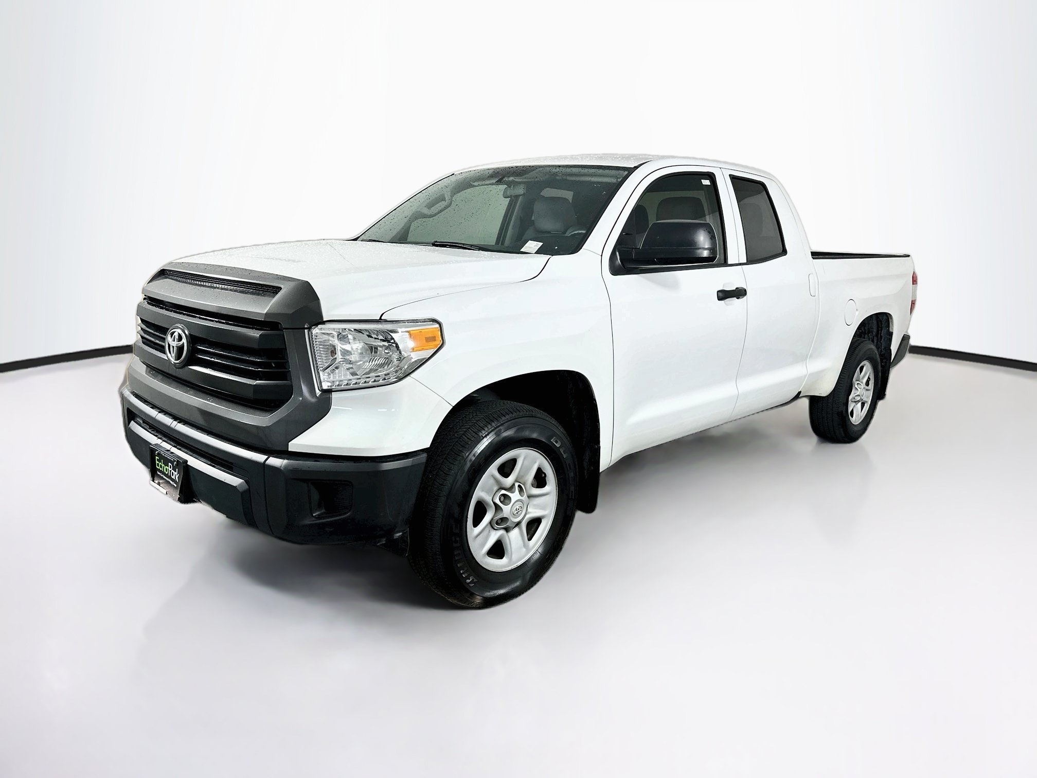 Used 2015 Toyota Tundra SR w/ Tow Package RWD image 3