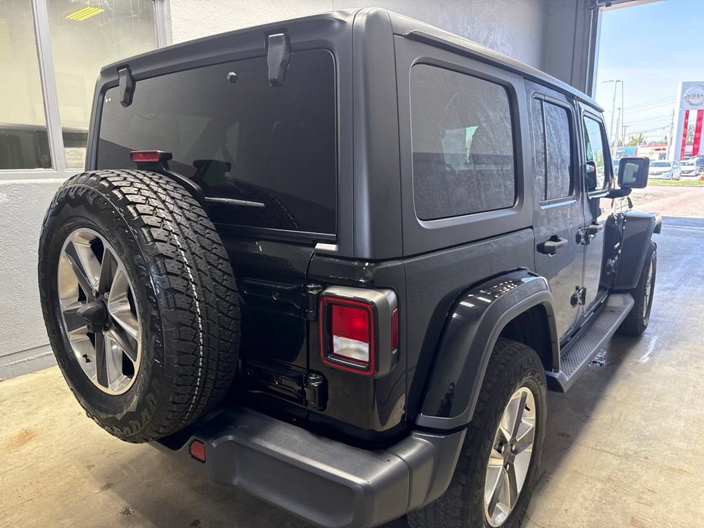 Used 2020 Jeep Wrangler Unlimited Sahara w/ Uconnect 4C Nav & Sound Group AWD/4WD image 5