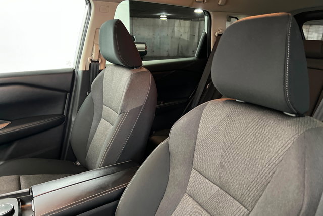 Used 2024 Nissan Rogue SV image 16