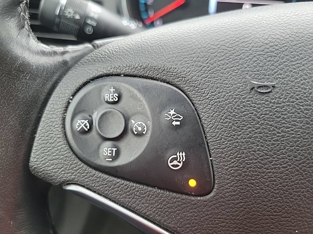 Used 2016 Chevrolet Impala LTZ w/ Enhanced Convenience Package FWD image 15