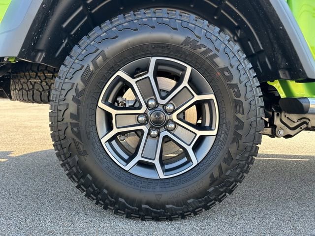 New 2025 Jeep Gladiator Mojave w/ Convenience Group image 45