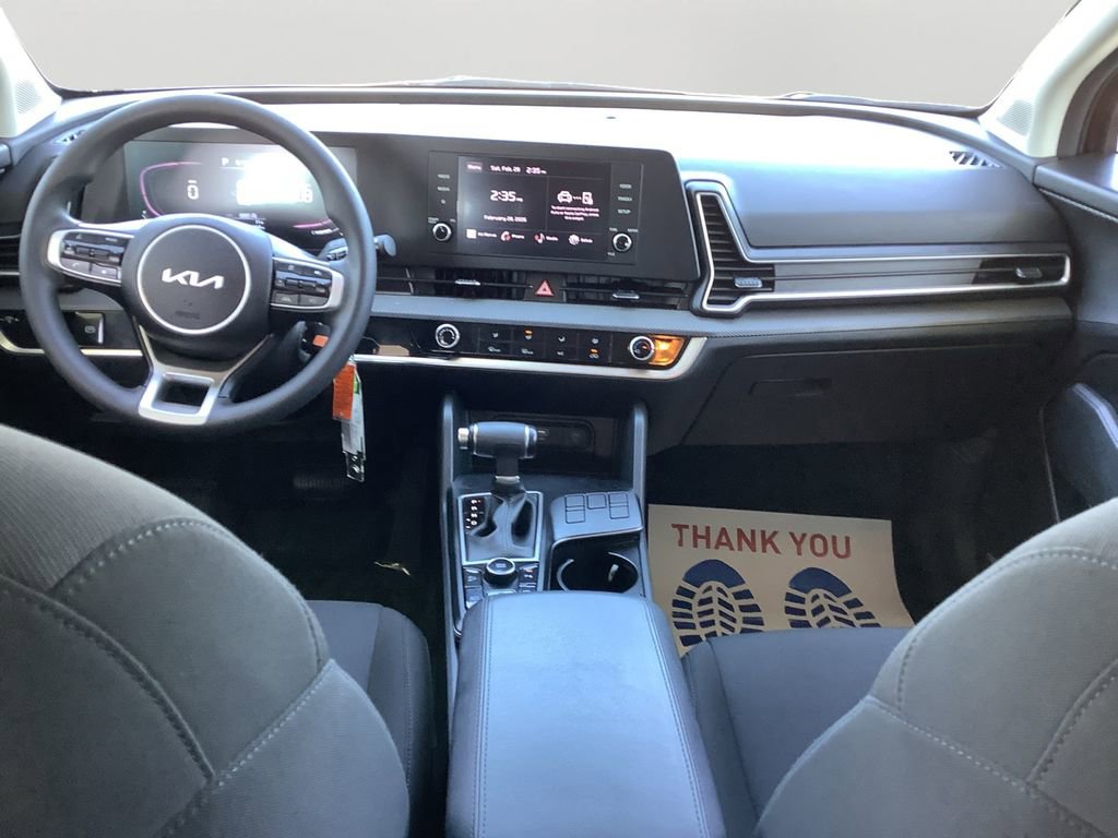 Used 2024 Kia Sportage LX image 16