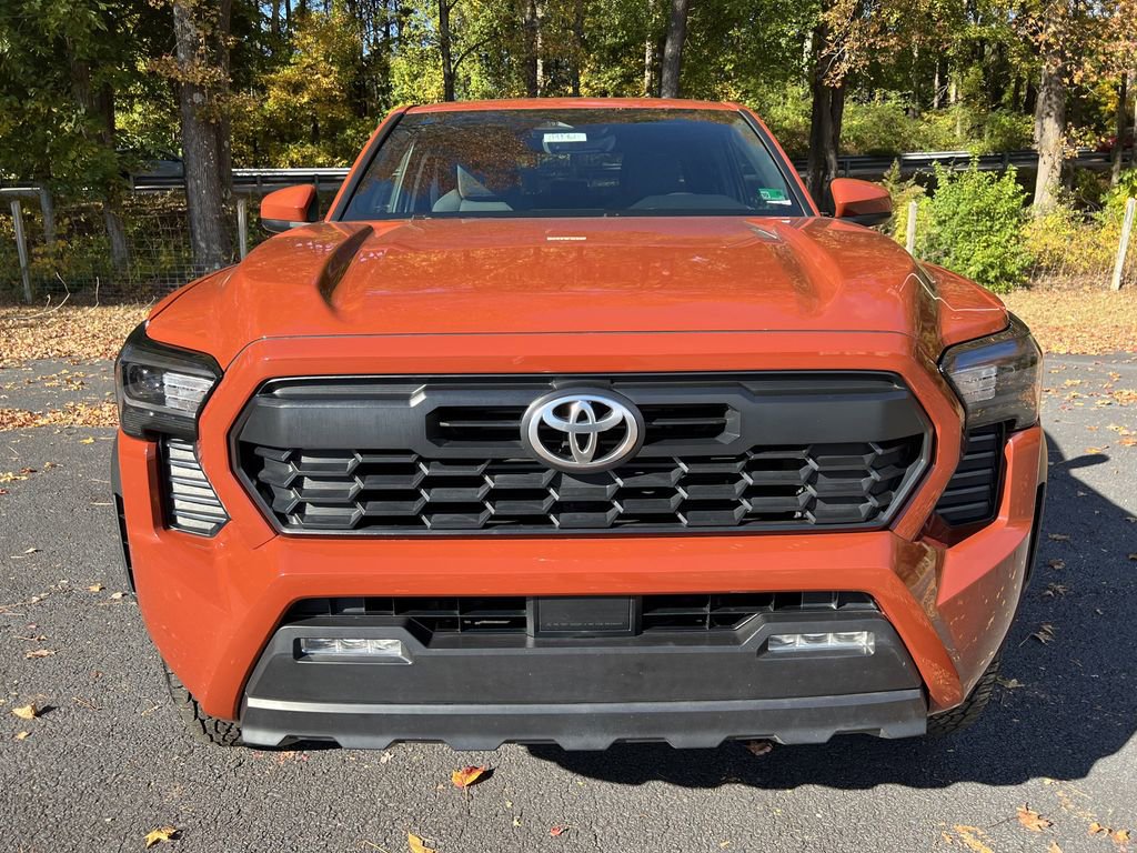 Used 2025 Toyota Tacoma TRD Off-Road image 8