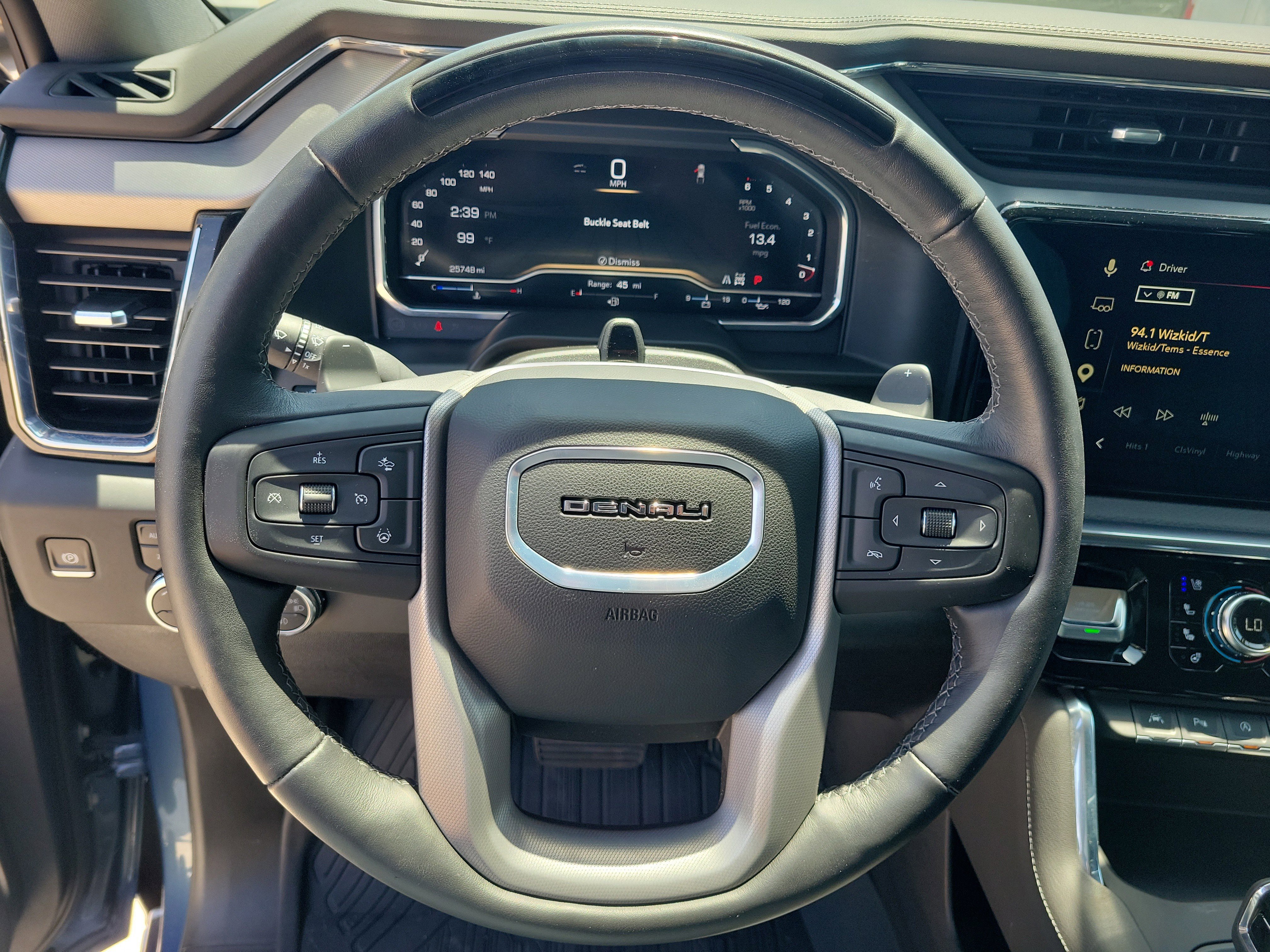 Used 2025 GMC Sierra 1500 Denali AWD/4WD image 22