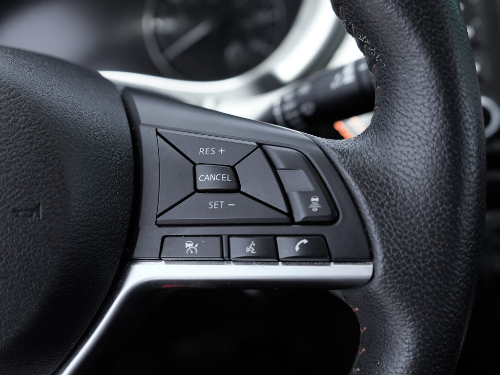 Used 2024 Nissan Kicks SR FWD image 17