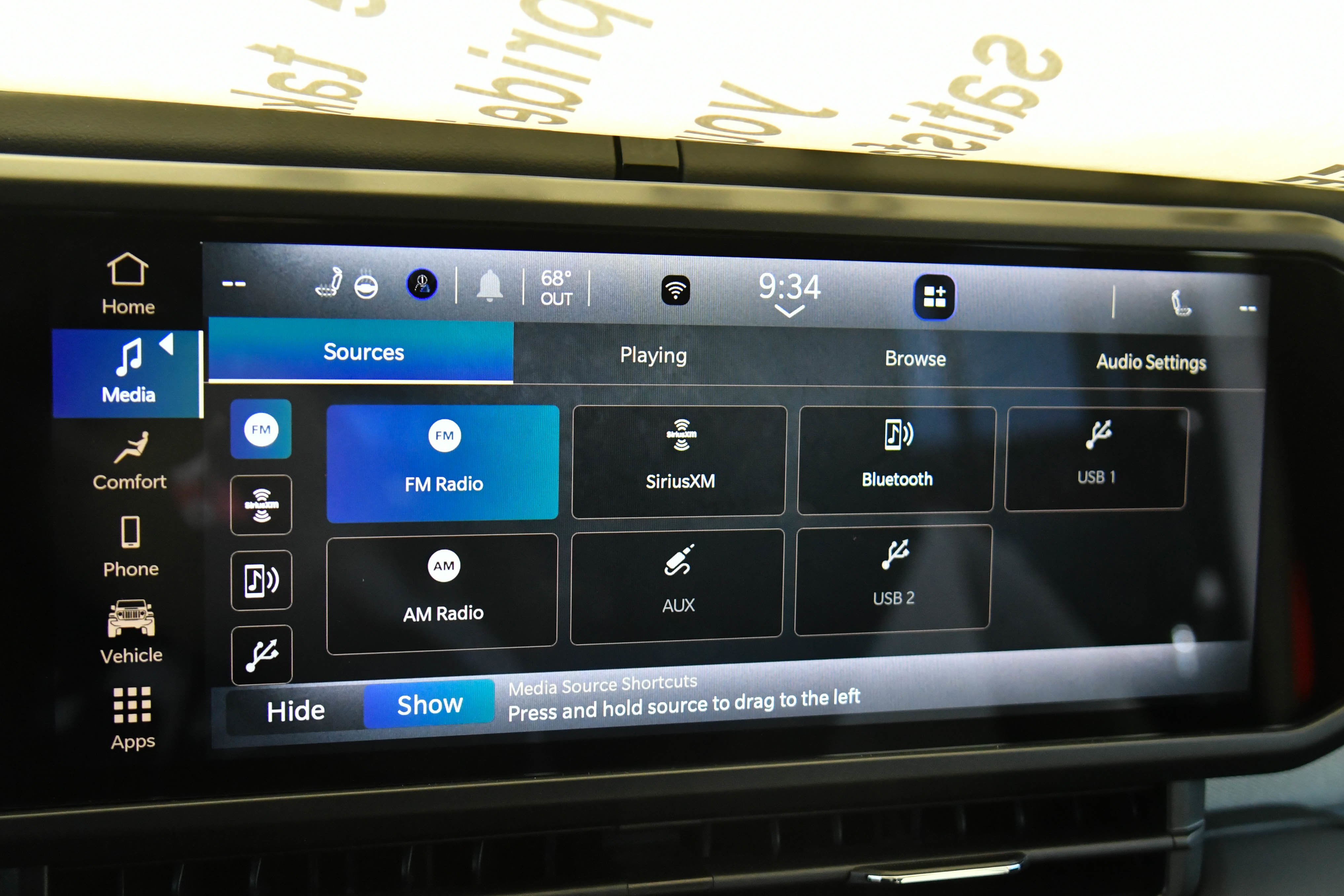 Used 2025 Jeep Wrangler Sahara image 23