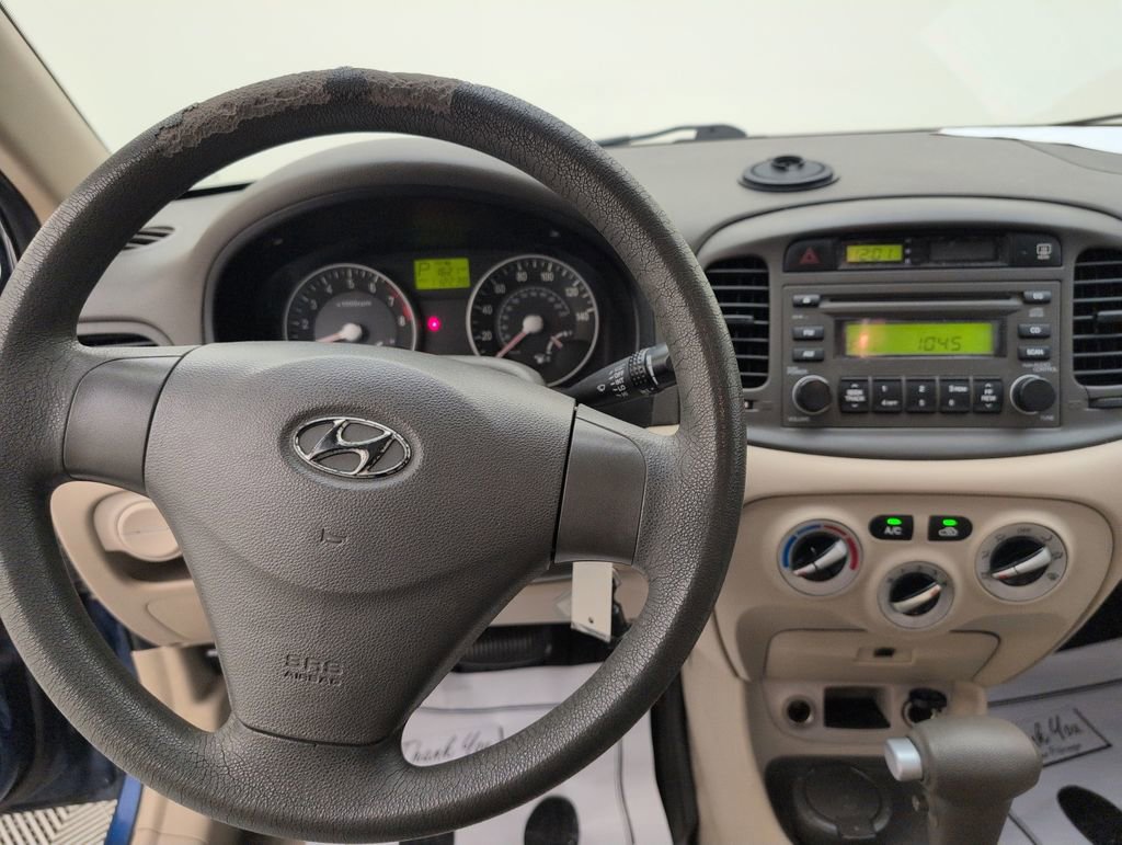Used 2007 Hyundai Accent GLS FWD image 18