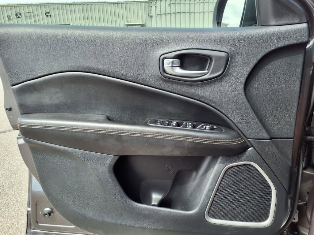 Used 2021 Jeep Compass Sport image 20