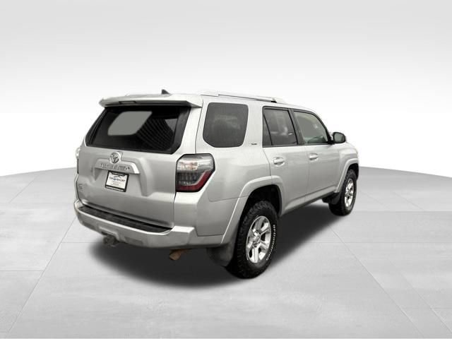 Used 2016 Toyota 4Runner SR5 image 5