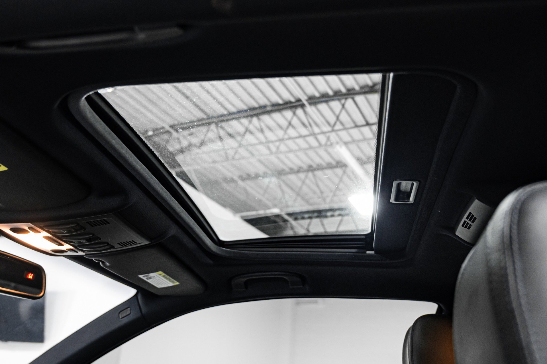 Used 2011 BMW M3 Coupe image 27