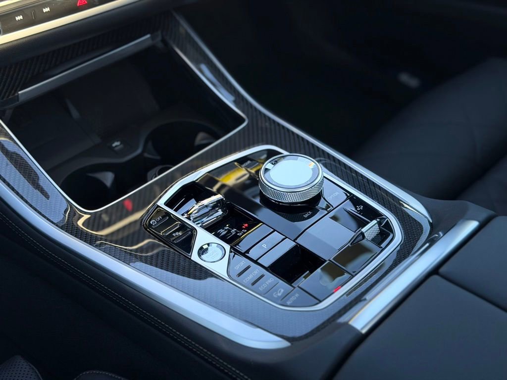 New 2026 BMW X5 M60i image 16