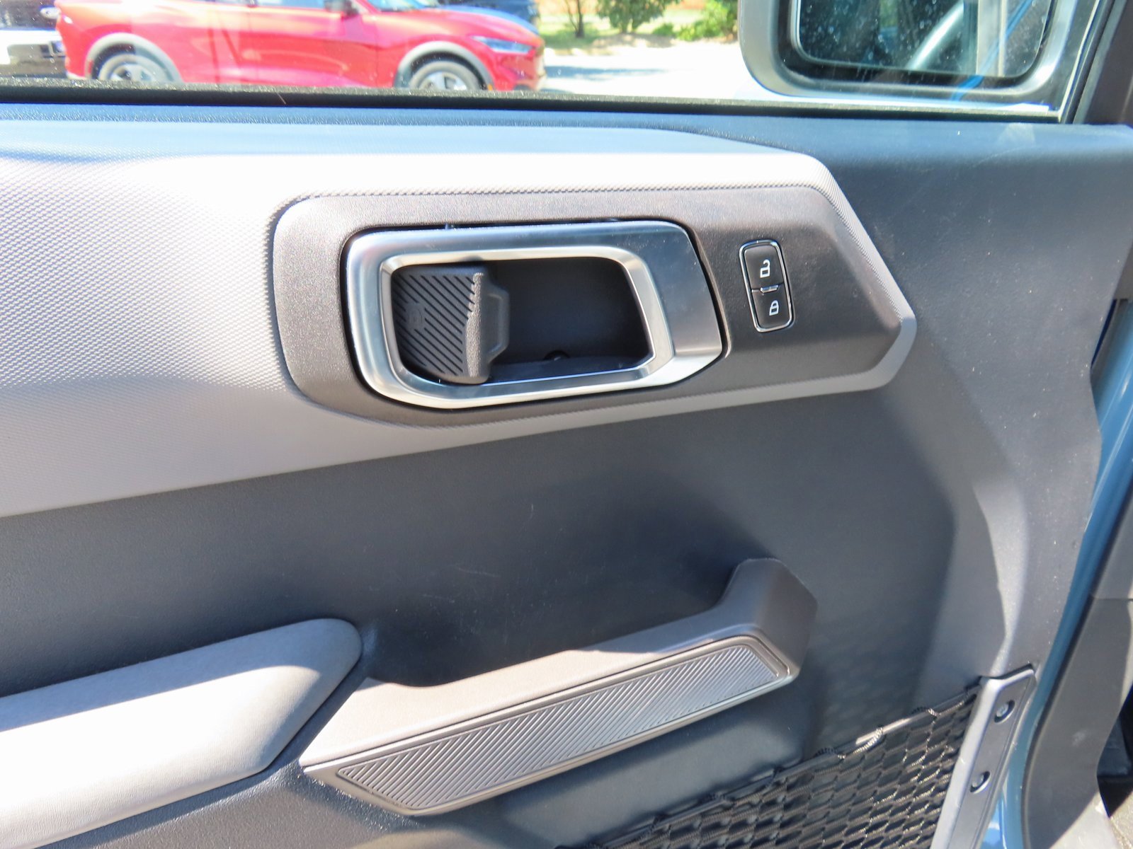 Used 2023 Ford Bronco Black Diamond image 14