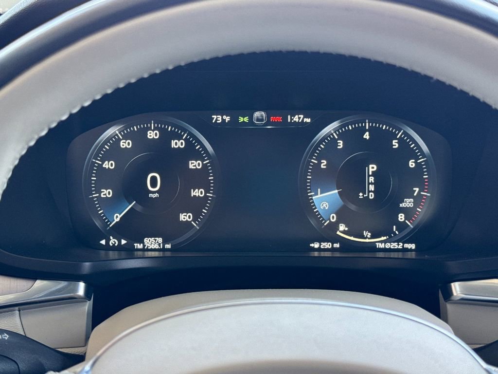 Used 2020 Volvo S60 T5 Momentum FWD image 23