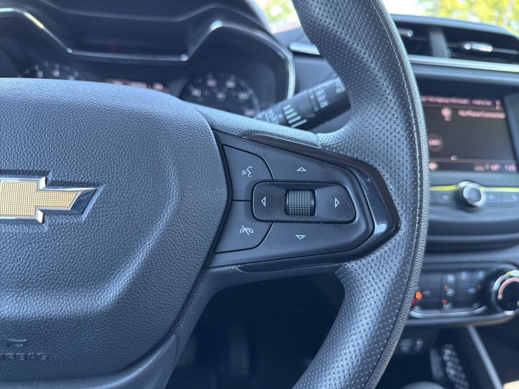 Used 2023 Chevrolet TrailBlazer LT FWD image 20