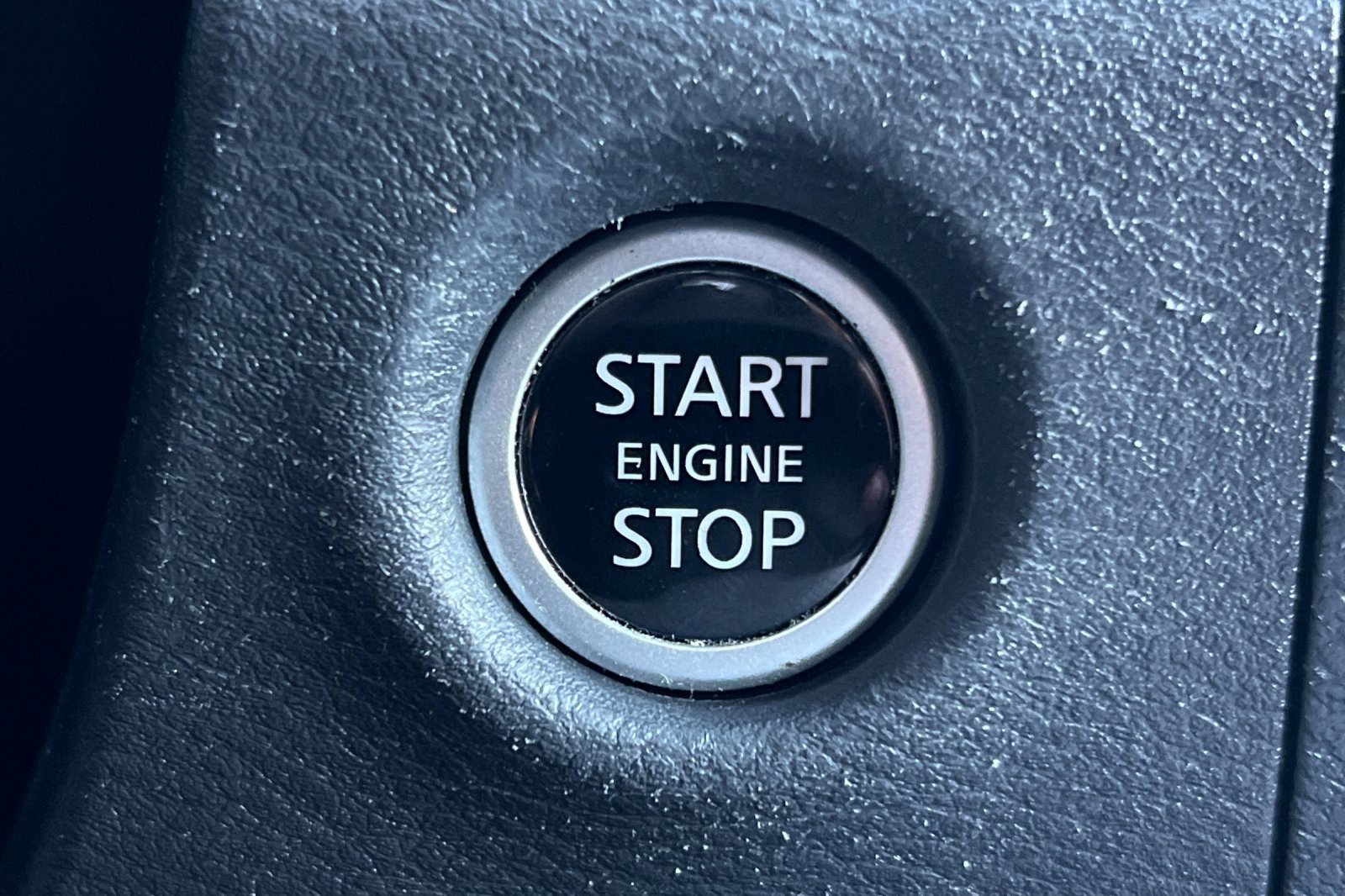 Used 2022 Nissan Frontier SV image 21