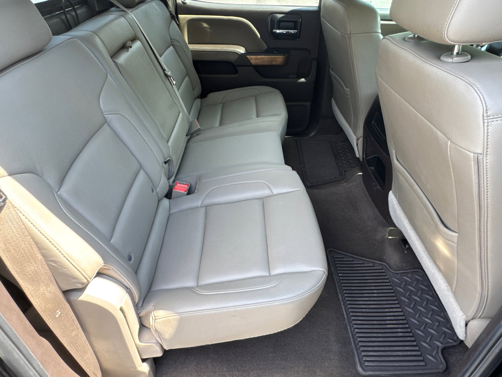 Used 2016 Chevrolet Silverado 1500 LTZ w/ Sport Package AWD/4WD image 18