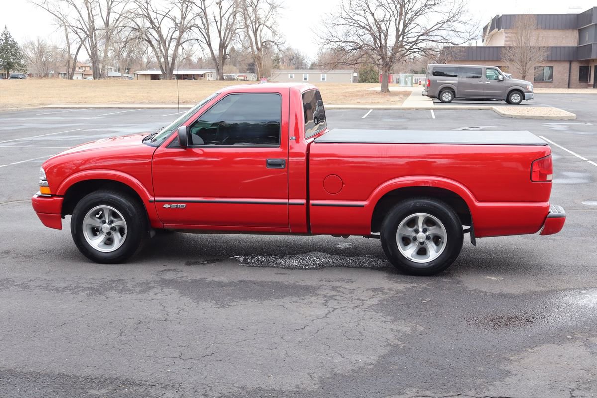Used 2000 Chevrolet S10 Pickup LS w/ Preferred Equipment Group RWD image 9