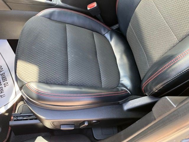 Used 2023 Ford Escape ST-Line w/ Tech Pack #1 AWD/4WD image 12