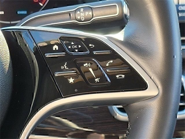 Used 2025 Mercedes-Benz GLE 350 4MATIC image 37