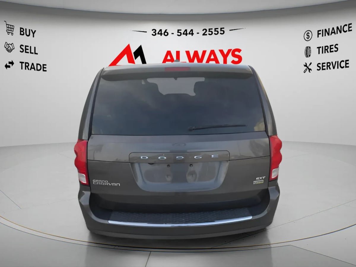 Used 2017 Dodge Grand Caravan SXT FWD image 19