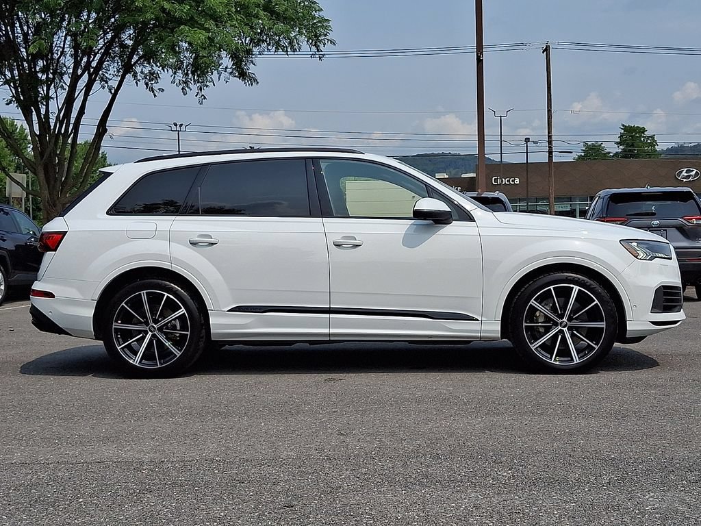 Used 2024 Audi Q7 3.0T Prestige AWD/4WD image 10