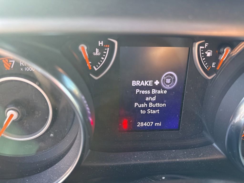 Used 2022 Jeep Wrangler Unlimited Sport AWD/4WD image 9