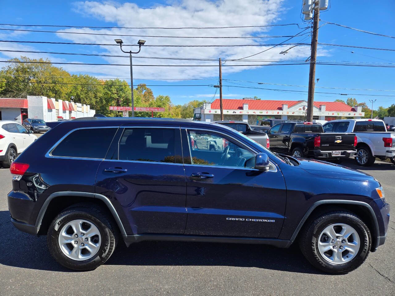 Used 2014 Jeep Grand Cherokee Laredo w/ Quick Order Package 23E image 5