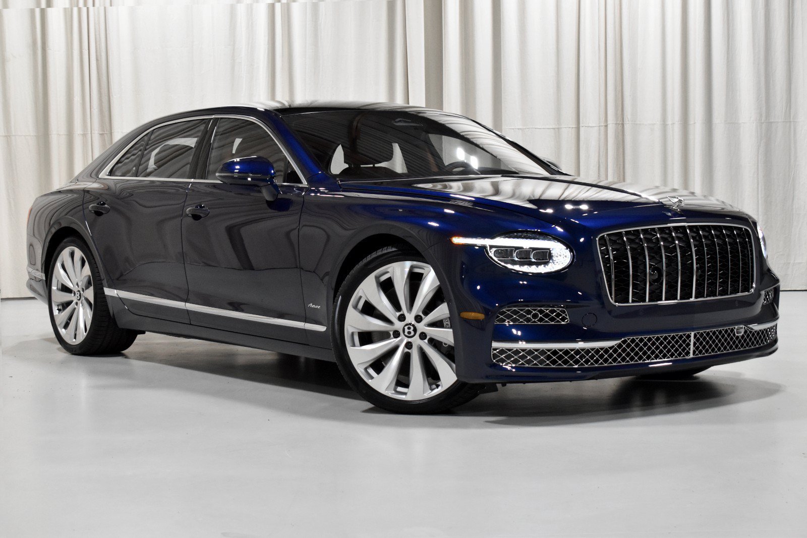 New 2027 Bentley Flying Spur AWD/4WD image 3