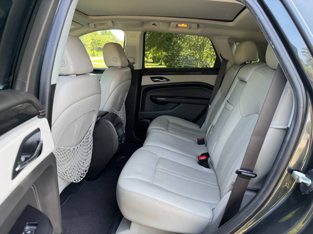 Used 2014 Cadillac SRX Luxury w/ Driver Awareness Package FWD image 12