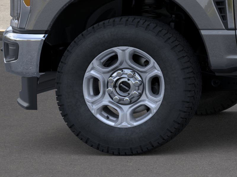 New 2026 Ford F250 XLT w/ FX4 Off-Road Package image 19