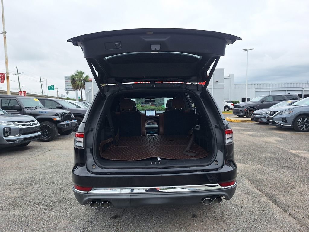 Used 2020 Lincoln Aviator Reserve w/ Equipment Group 202A AWD/4WD image 29