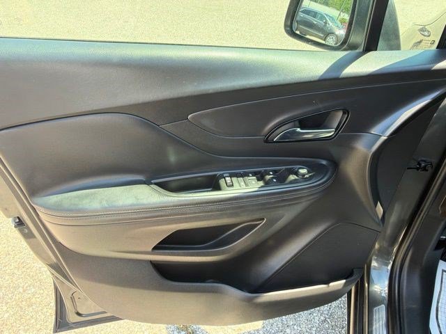 Used 2018 Buick Encore Preferred FWD image 11
