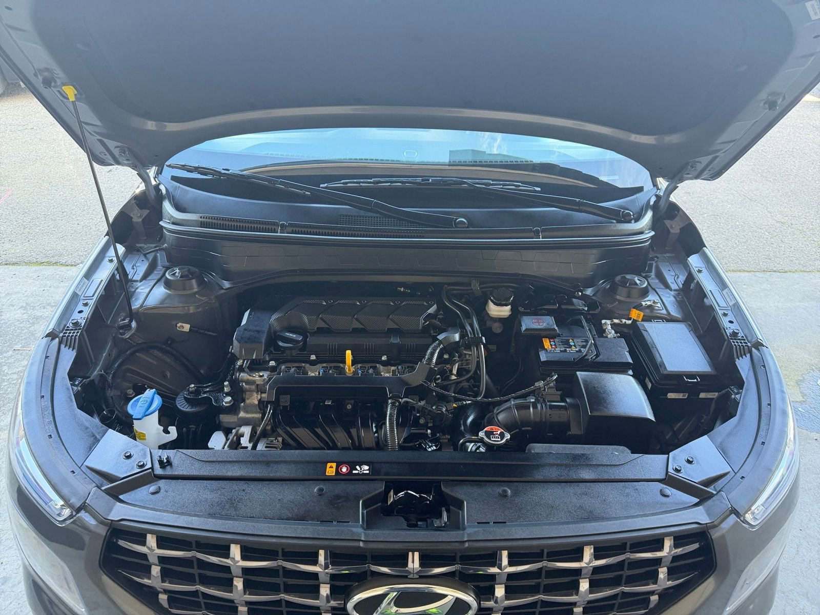 Used 2025 Hyundai Venue SEL image 34