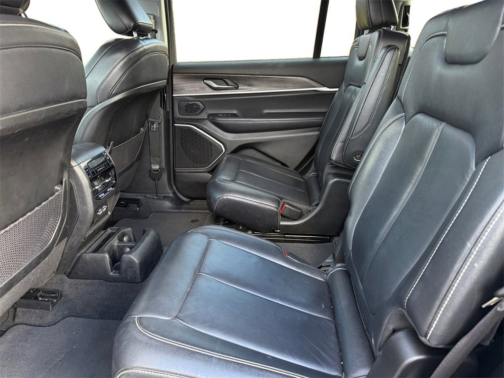 Certified 2022 Jeep Grand Cherokee L Limited image 15