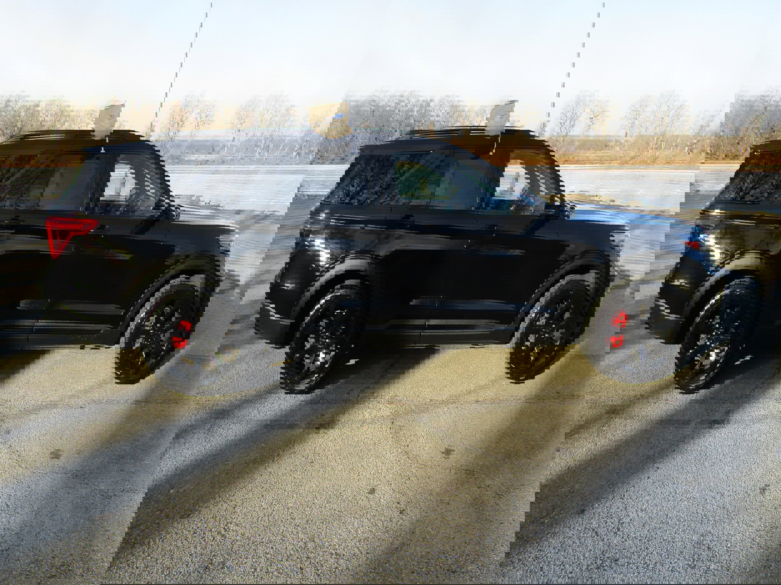 Certified 2022 Ford Explorer ST w/ Equipment Group 401A image 5