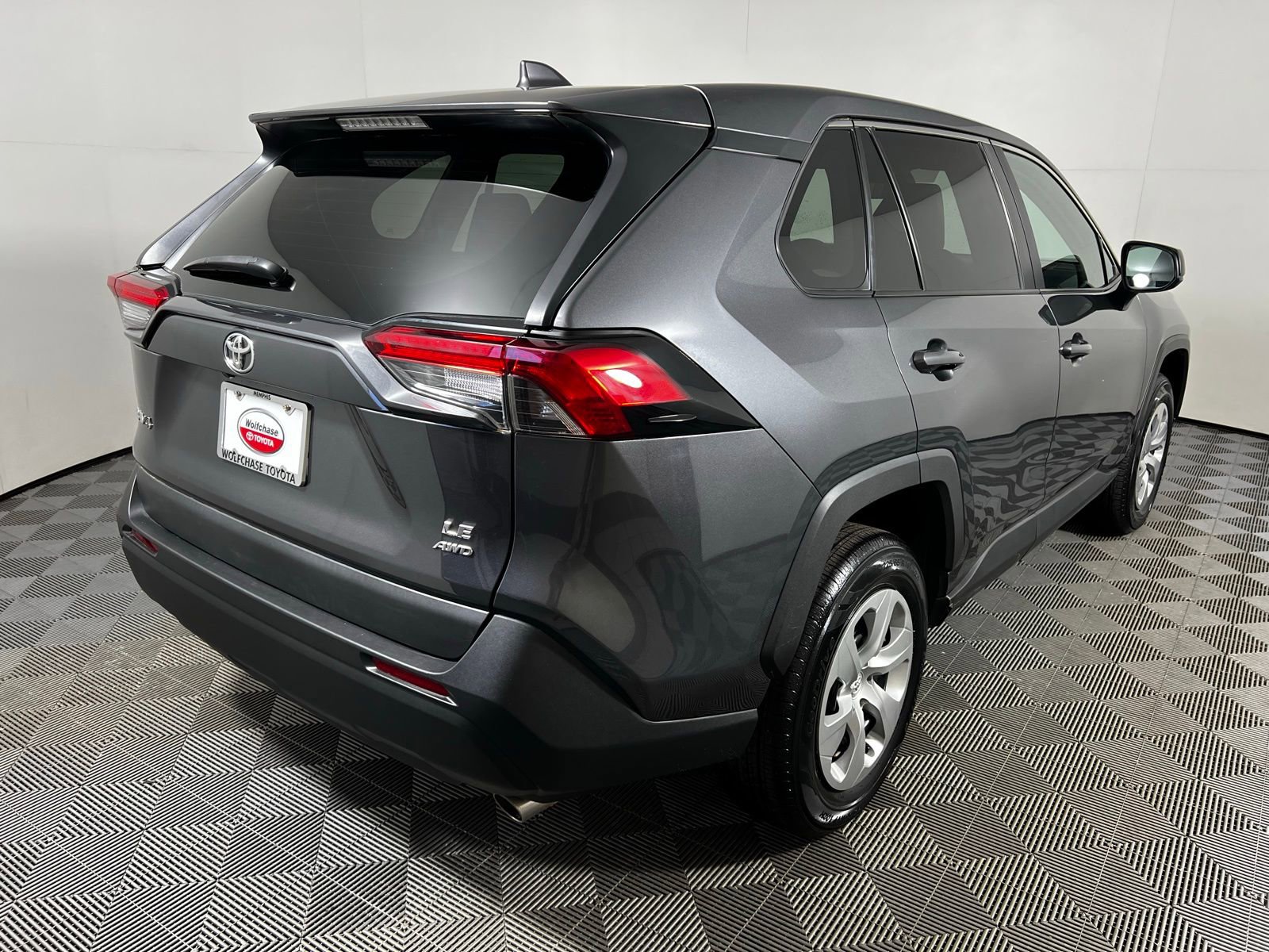 Used 2023 Toyota RAV4 LE image 5