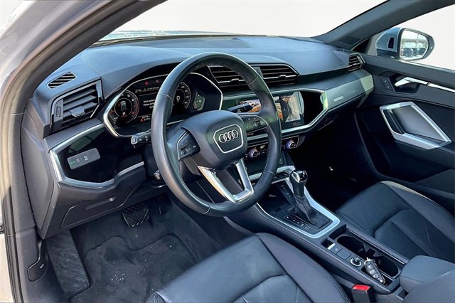 Used 2023 Audi Q3 2.0T Premium Plus w/ Premium Plus Package image 13
