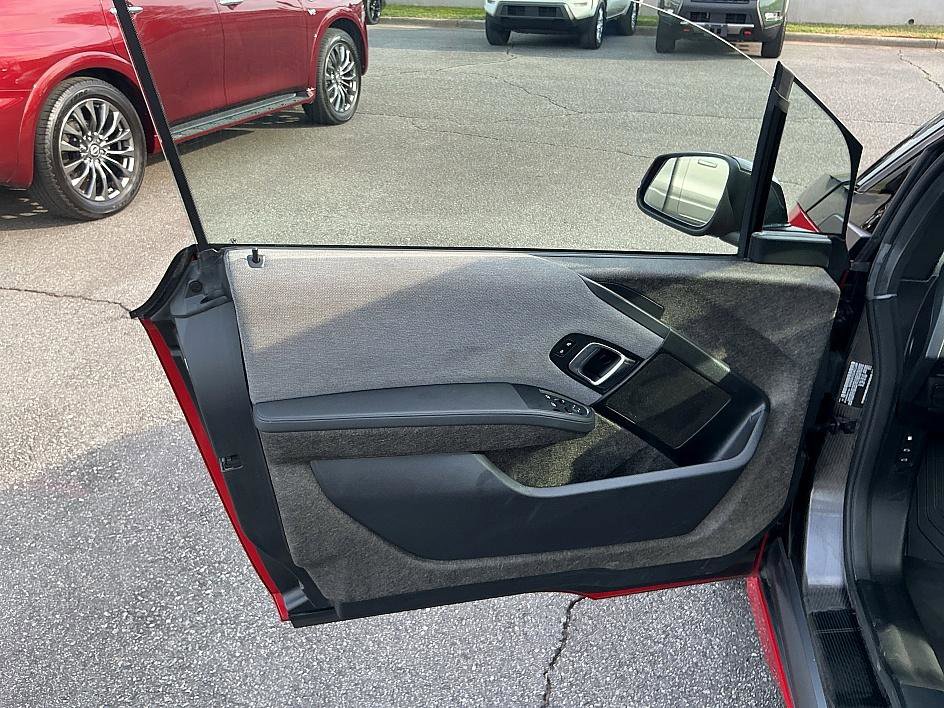 Used 2018 BMW i3 w/ Range Extender image 11