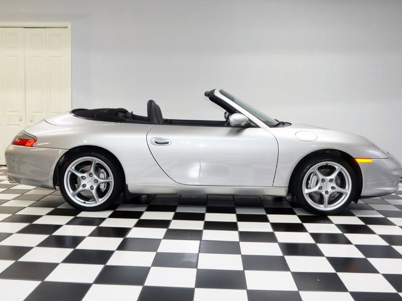 Used 2003 Porsche 911 Cabriolet image 11