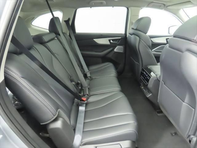 Used 2026 Acura MDX SH-AWD w/ Technology Package image 25