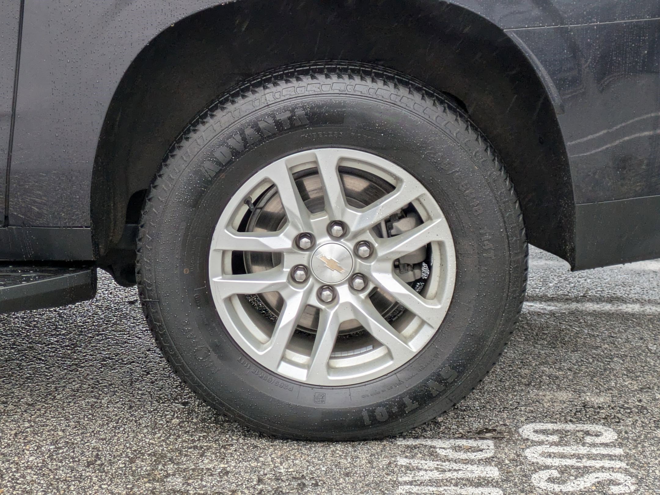 Certified 2023 Chevrolet Suburban LT image 9