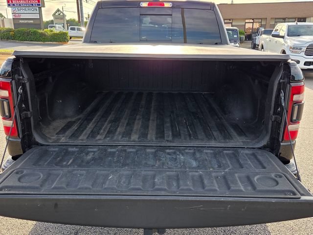 Used 2020 RAM 1500 Limited w/ Black Appearance Package AWD/4WD image 14