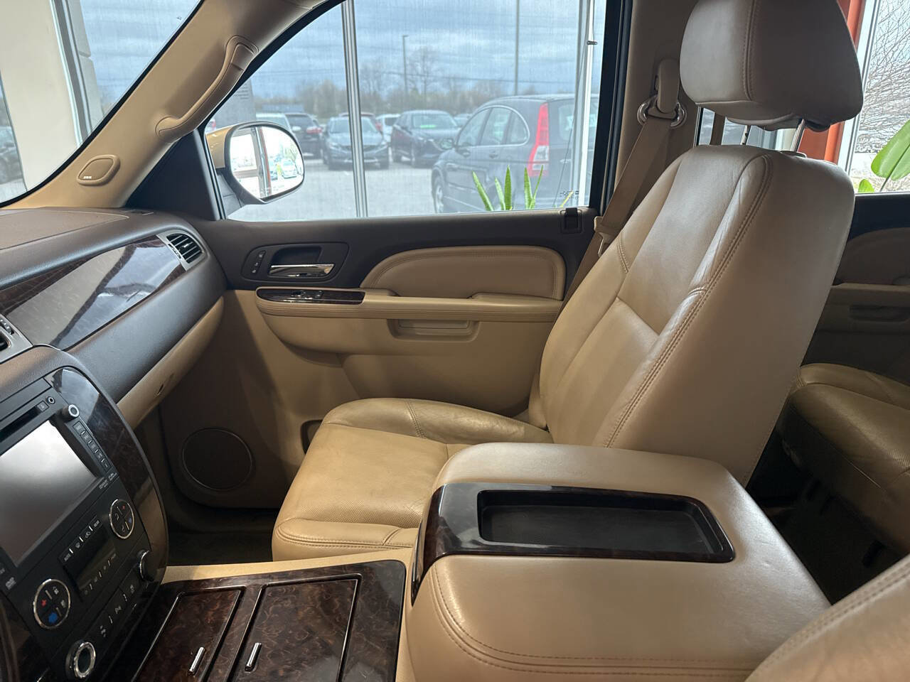 Used 2012 GMC Yukon Denali image 22