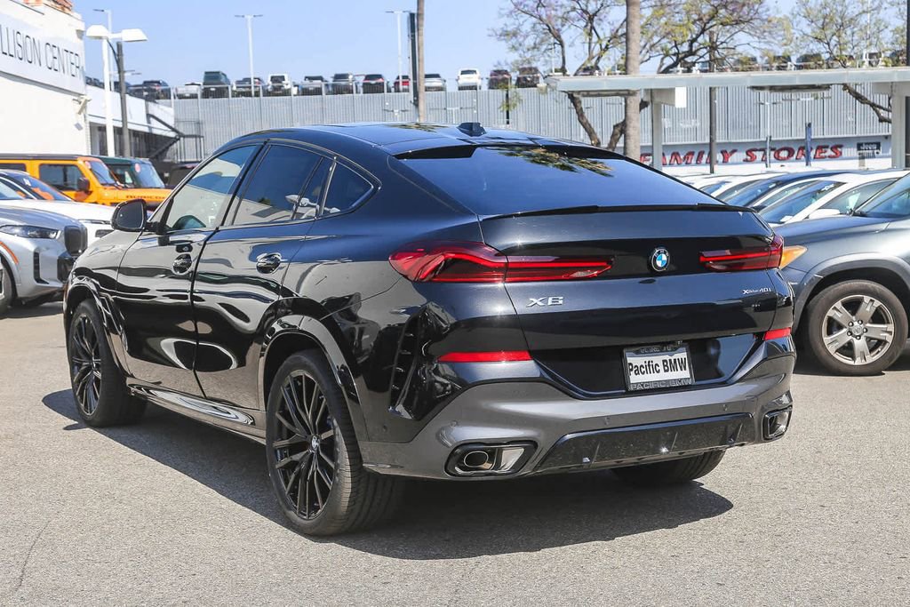 New 2026 BMW X6 xDrive40i w/ Premium Package image 4