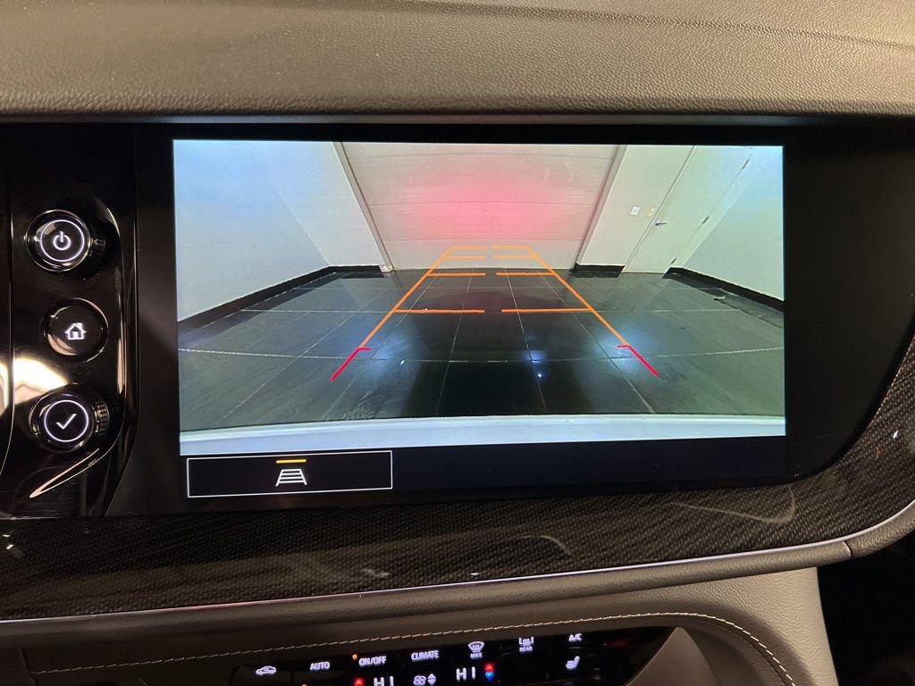 Used 2023 Buick Envision Essence image 12