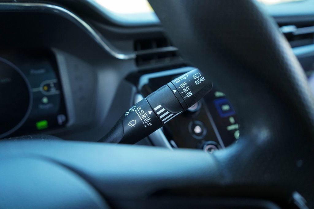 Used 2023 Chevrolet Bolt EUV LT image 27