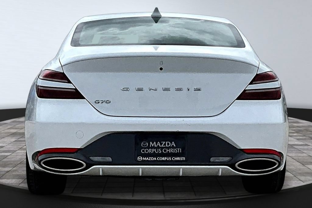 Used 2025 Genesis G70 2.5T RWD image 6