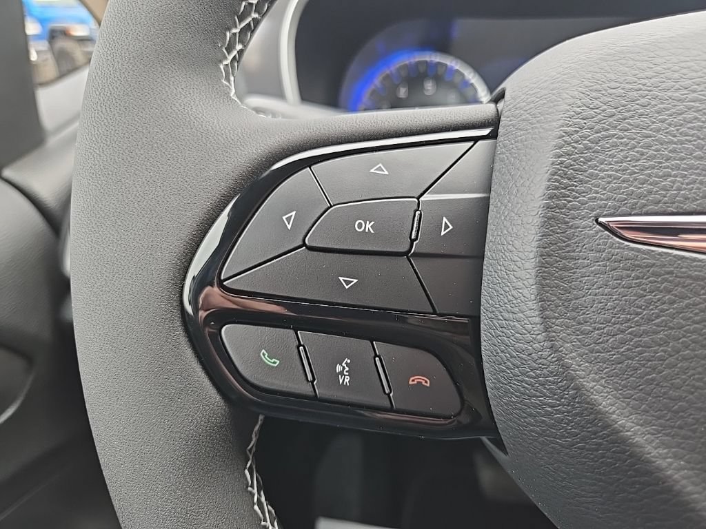 New 2026 Chrysler Pacifica Select w/ S Appearance Package FWD image 40