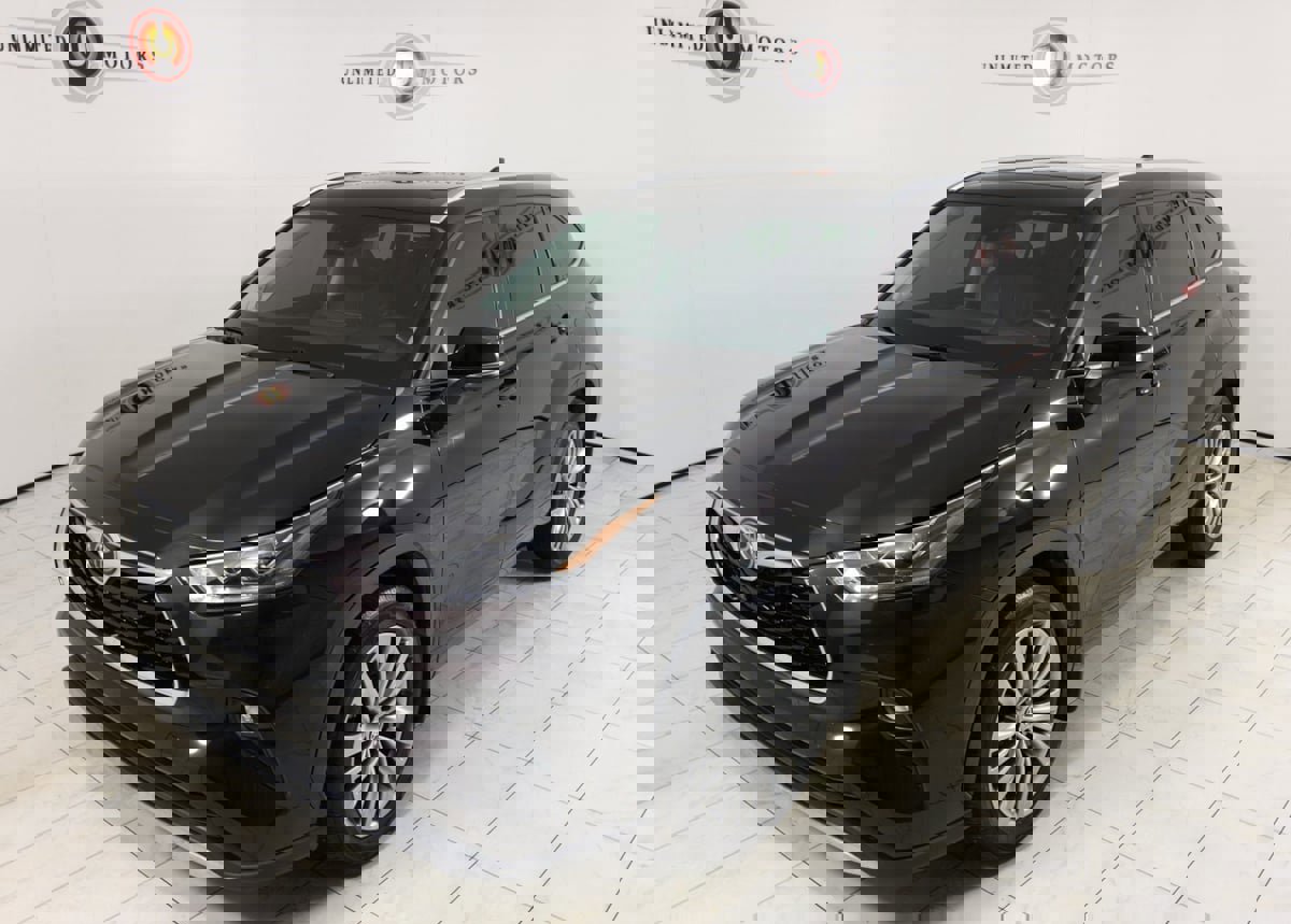 Used 2021 Toyota Highlander Platinum image 35